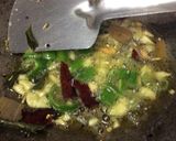 A picture of step 2 of Apple & Sprouted fenugreek pickle.