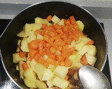Foto del paso 4 de la receta: Estofado de potón con patatas 🐙 🥔