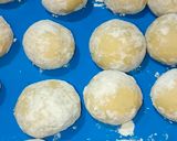 Foto langkah ke 4 dari resep Donat lembut.