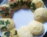 A picture of step 7 of Semolina idli.