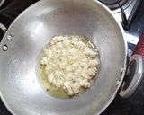 A picture of step 6 of Croissants Mathri.