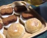A picture of step 2 of Slider-Style Mini Burgers.
