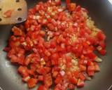 Foto del paso 3 de la receta: Calabacitas rellenas de quinoa y pollo