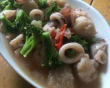 Foto langkah ke 4 dari resep Brokoli seafood.