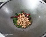 A picture of step 3 of Murmura Chivda (Puffed Rice Snack).