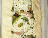 Foto del passaggio 2 della ricetta Torta salata con zucchine,mortadella e mozzarella