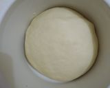 Foto langkah ke 5 dari resep Roti isi daging sapi cincang.