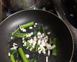 Foto del paso 5 de la receta: Ensalada caliente de yerba santa(La guá)