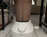 Foto langkah ke 2 dari resep Banana Chocolate Smoothies.
