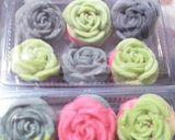 Foto langkah ke 6 dari resep Kue mawar.
