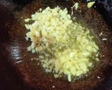 Foto langkah ke 2 dari resep Tumis Timun Bumbu Bawang Putih (Resep Ko Eddy) ala Chef Muhammad.