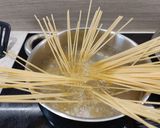A picture of step 5 of Spaghetti Carbonara with Zucchini.