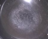 Foto langkah ke 4 dari resep Bolu buah naga lumer, tanpa oven, kukusan, ricecooker.