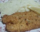 Foto del paso 4 de la receta: Filet de merluza con puré 🐟
