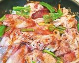 Foto del paso 9 de la receta Chipirones con ajetes y pimiento verde