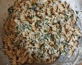 Foto del paso 5 de la receta: Pasta con salsa de acelgas y requesón con un toque de limón