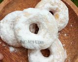 Foto langkah ke 9 dari resep Donat Kentang Gula Halus (No cetakan).