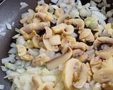 Foto del paso 6 de la receta: Arrollado de pollo con papas y champiñones