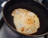 A picture of step 5 of Simple Egg n Toast.