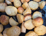 Foto del paso 5 de la receta: Pavo cremoso de champiñones con papitas a la mantequilla apto APLV AAM