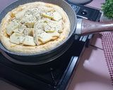 Foto langkah ke 8 dari resep Pizza teflon empuk takaran sendok|tanpa telur.