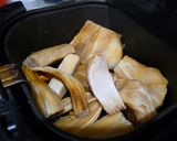Foto langkah ke 1 dari resep Mangut Tahu dan Iwak Pe (ikan pari asap).