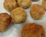 Foto del paso 3 de la receta: Albóndigas de merluza, gambas y frutos secos