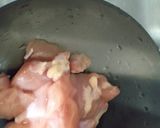 A picture of step 1 of Chicken methi wala.