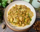 Foto langkah ke 3 dari resep Cah Telur Jamur Enoki.