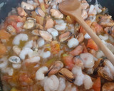 Foto del paso 3 de la receta: Fideuá de marisco 🦐