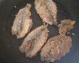A picture of step 2 of Sardine fritters with green salad.
