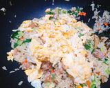 รูปขั้นตอนการทำที่ 5 ของ ข้าวผัดแหนม กุนเชียง มั่ว ๆ แต่อร่อย