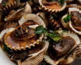 Foto langkah ke 2 dari resep Kerang dara lada hitam.