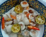 Foto langkah ke 3 dari resep Asinan Rambutan Segar.