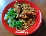 Foto langkah ke 8 dari resep Mie ayam ala Abang - abang || tulang, ceker + jamur tiram.