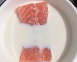 Hình bước làm 1 của món Chà bông cá hồi