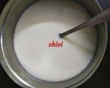 A picture of step 2 of Rabri Rose flavour cake.