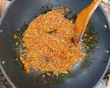 Hình bước làm 3 của món Cá chim trắng sốt me siêu cay