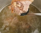 Hình bước làm 1 của món Canh Đu Đủ Hầm Giò Heo Rừng