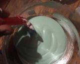 Foto del paso 5 de la receta: Tarta de queso con coulis de fresa decorado con besos de merengue