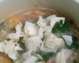 Foto langkah ke 3 dari resep Sup Ayam Makaroni.