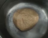 A picture of step 1 of Aloo matar Shingara.