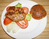 A picture of step 3 of Pork Burgers with Longaniza Flavor.