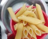 A picture of step 10 of Kadhai pasta masala.