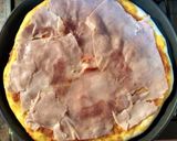 Foto del paso 5 de la receta: Pizza casera de jamón y queso