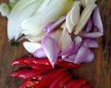 Foto langkah ke 1 dari resep Udang Sayur Saos Padang.