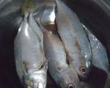 Foto langkah ke 1 dari resep Ikan Kembung Bumbu Pete.