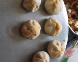 A picture of step 6 of Vegetables schezwan momos.