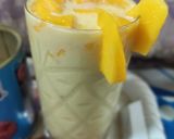 A picture of step 5 of Mango shake.