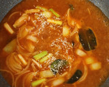 Foto langkah ke 5 dari resep Seafood Saus Padang Devina Hermawan.